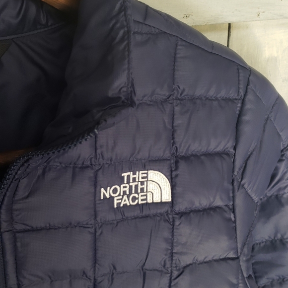 The North Face Light ThermoBall Eco Jacket - Picture 7 of 12